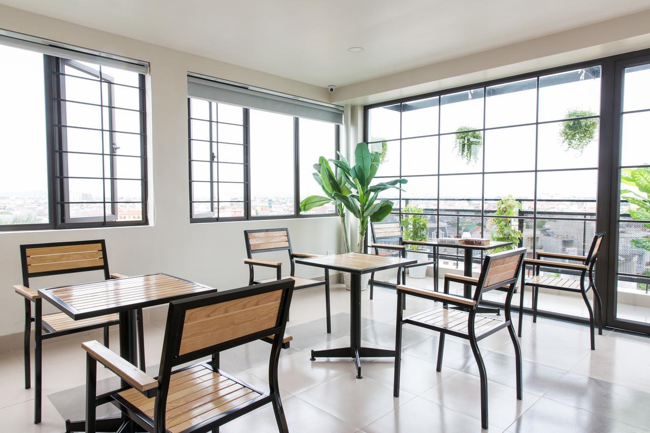 Punt Hotel Hai Phong Exterior photo