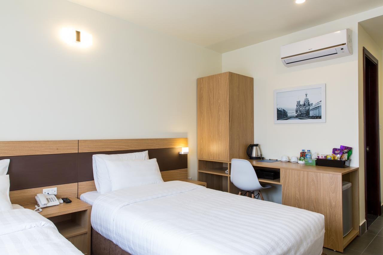Punt Hotel Hai Phong Exterior photo